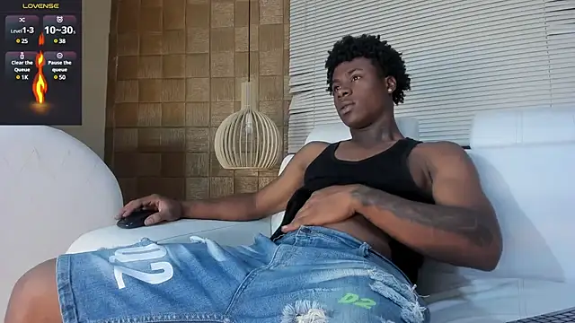 Snapshot of TOWERS21_ chatting on January 22, 2025, 8:28 pm TOWERS21 online show from January 22, 2025, 8:28 pm