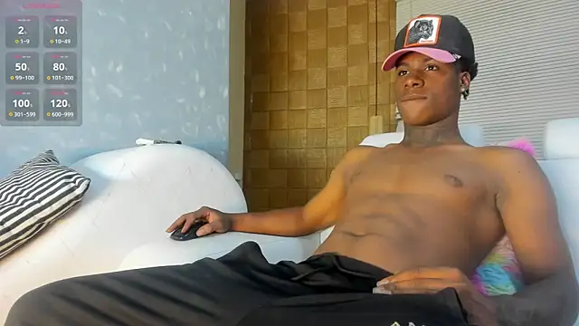 Snapshot of TOWERS21_ chatting on January 24, 2025, 8:54 pm TOWERS21 online show from January 24, 2025, 8:54 pm