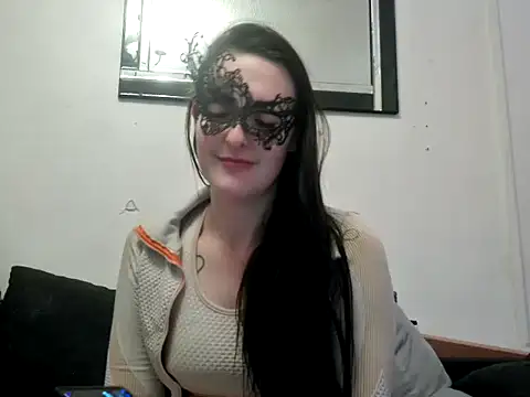 LexiSnowUK online show from January 13, 2025, 10:36 am