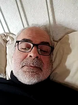 Snapshot of Satiro_Sevilla chatting on March 18, 2025, 2:59 pm Satiro Sevilla online show from March 18, 2025, 2:59 pm