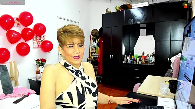 Angelina Stone 65 online show from February 16, 2026, 9:22 pm