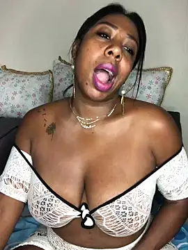 IsabellaaSmith online show from December 28, 2024, 11:05 pm