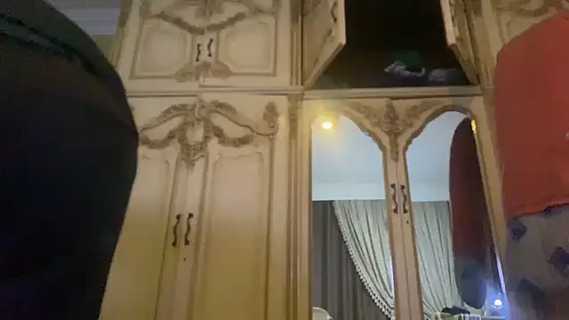 Snapshot of emylolo9 chatting on December 1, 2024, 6:08 pm emylolo9 online show from December 1, 2024, 6:08 pm