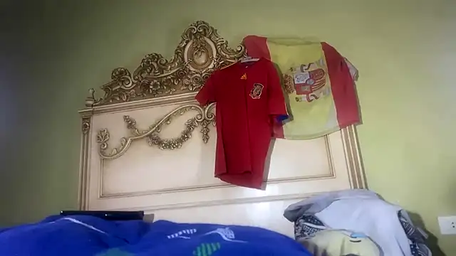 Snapshot of emylolo9 chatting on December 2, 2024, 9:06 pm emylolo9 online show from December 2, 2024, 9:06 pm