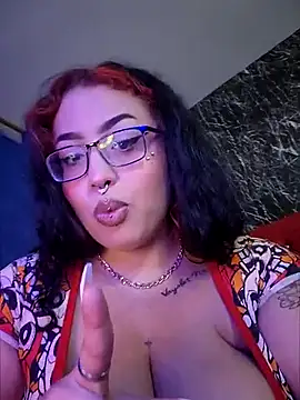 Snapshot of TattooedJenn chatting on March 8, 2025, 6:21 am TattooedJenn online show from March 8, 2025, 6:21 am