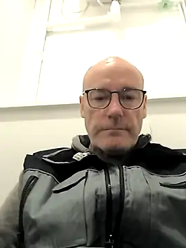 bogland33 online show from October 23, 2025, 10:03 am