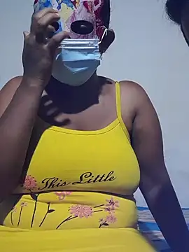 Snapshot of kumaricapalsex2 chatting on December 3, 2024, 5:23 pm kumaricapalsex2 online show from December 3, 2024, 5:23 pm