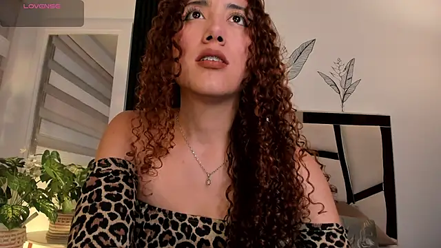 Snapshot of miss_catalinaa chatting on April 23, 2026, 12:04 pm miss catalinaa online show from April 23, 2026, 12:04 pm