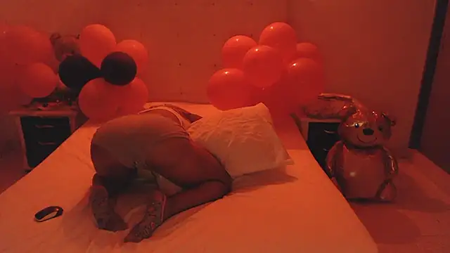 SashaBrianna99 online show from February 8, 2025, 7:59 am