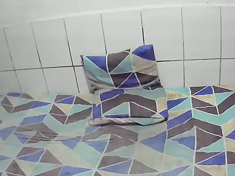 pierdona online show from October 29, 2025, 7:48 pm