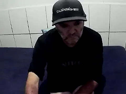 pierdona online show from December 17, 2025, 8:04 pm