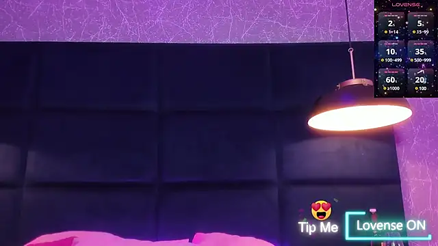 johannaMiller1 online show from January 15, 2025, 3:22 am