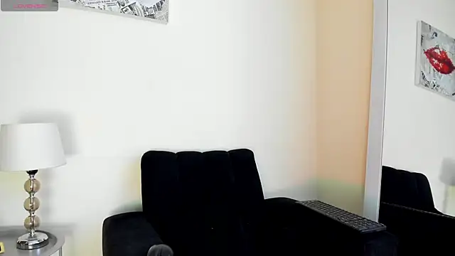 Snapshot of its__angelica_ chatting on April 25, 2026, 7:33 pm its angelica online show from April 25, 2026, 7:33 pm
