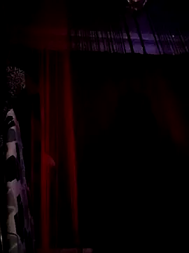 Snapshot of HungJonny99 chatting on October 2, 2025, 12:06 am HungJonny99 online show from October 2, 2025, 12:06 am