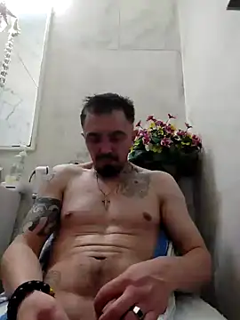 Snapshot of HungJonny99 chatting on November 2, 2025, 11:23 am HungJonny99 online show from November 2, 2025, 11:23 am