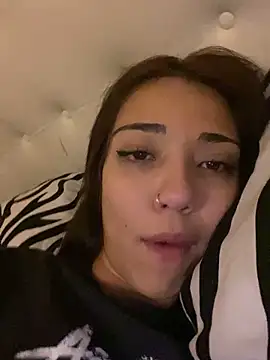 Snapshot of kittyprettybby chatting on October 31, 2025, 4:35 am kittyprettybby online show from October 31, 2025, 4:35 am