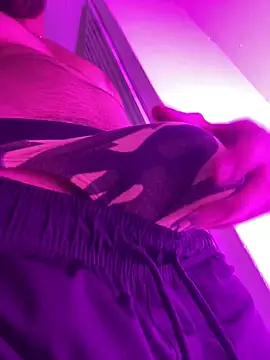 Snapshot of dantedesirexx chatting on February 1, 2025, 7:02 pm dantedesirexx online show from February 1, 2025, 7:02 pm