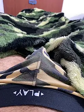 Snapshot of dantedesirexx chatting on February 2, 2025, 8:02 am dantedesirexx online show from February 2, 2025, 8:02 am