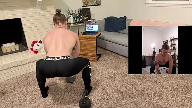 Snapshot of DaddydayDrinkzz chatting on December 7, 2024, 6:10 am DaddydayDrinkzz online show from December 7, 2024, 6:10 am