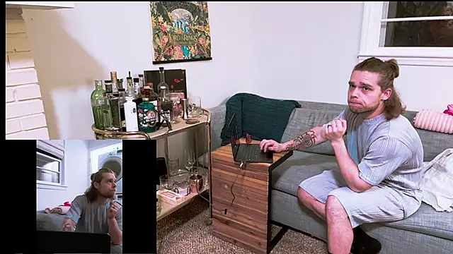 Snapshot of DaddydayDrinkzz chatting on January 28, 2025, 5:32 am DaddydayDrinkzz online show from January 28, 2025, 5:32 am