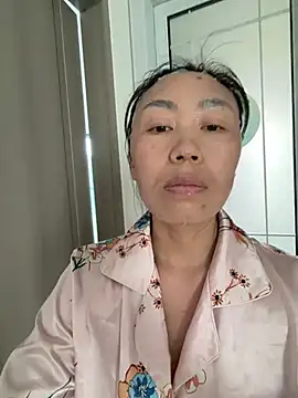 yuanduo-baby online show from April 20, 2026, 7:00 am
