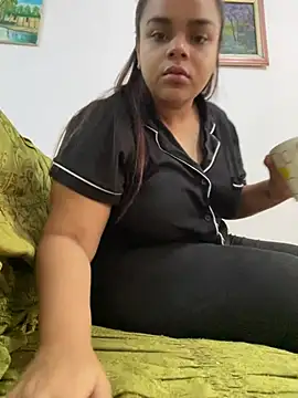 Evabigass online show from April 8, 2026, 11:43 am