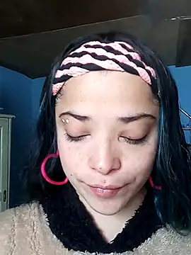 Elvishcassie  online show from November 27, 2025, 1:46 pm