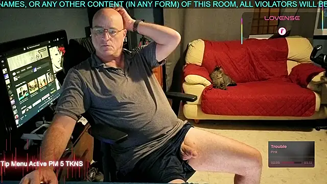 Snapshot of Pilot_Dave_69 chatting on September 21, 2025, 2:57 am Pilot Dave 69 online show from September 21, 2025, 2:57 am