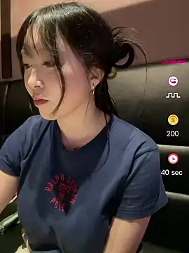 Snapshot of _yuki_chan chatting on June 21, 2026, 2:41 pm yuki chan online show from June 21, 2026, 2:41 pm