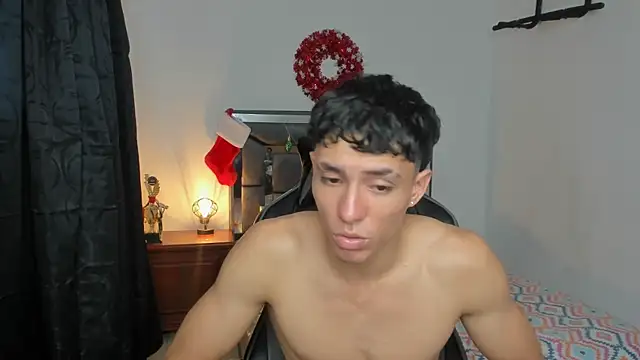 enzo sloran online show from December 4, 2025, 5:21 pm