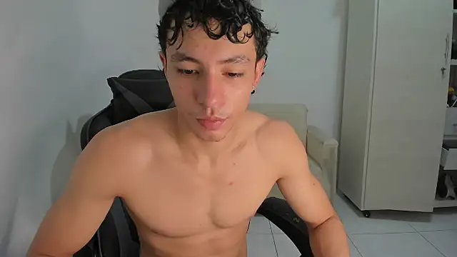 enzo sloran online show from March 19, 2026, 7:29 pm