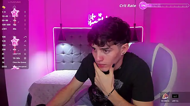 Snapshot of AlejooTwink chatting on December 23, 2025, 2:42 am AlejooTwink online show from December 23, 2025, 2:42 am