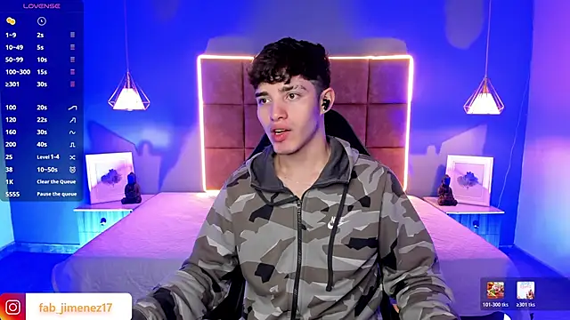 AlejooTwink online show from March 24, 2026, 3:33 am