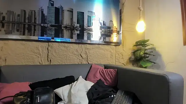 Layla 707 online show from February 17, 2026, 8:59 pm