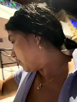 Snapshot of siri_duque chatting on November 27, 2025, 12:35 am siri duque online show from November 27, 2025, 12:35 am