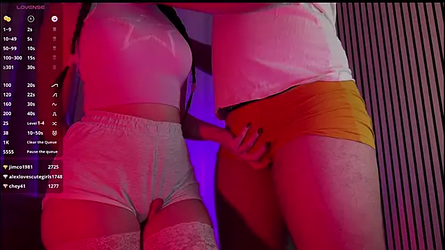 Snapshot of BubbleDoll chatting on December 25, 2024, 10:05 pm BubbleDoll online show from December 25, 2024, 10:05 pm