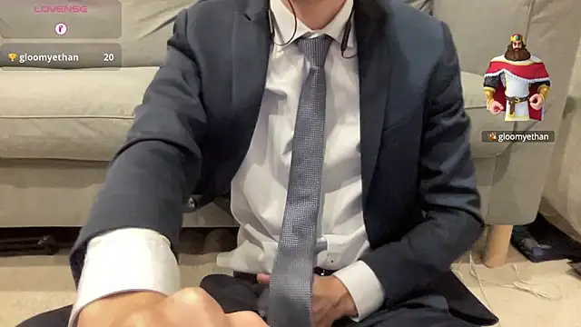 kimkim123123 online show from February 16, 2025, 10:43 am