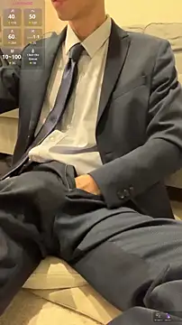 kimkim123123 online show from November 13, 2025, 1:21 pm