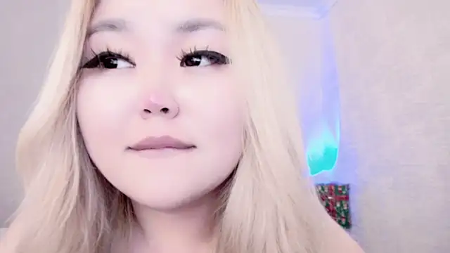 Snapshot of amelia_sunlight chatting on December 23, 2024, 2:13 am amelia sunlight online show from December 23, 2024, 2:13 am