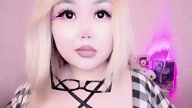 Snapshot of amelia_sunlight chatting on February 13, 2025, 12:35 am amelia sunlight online show from February 13, 2025, 12:35 am