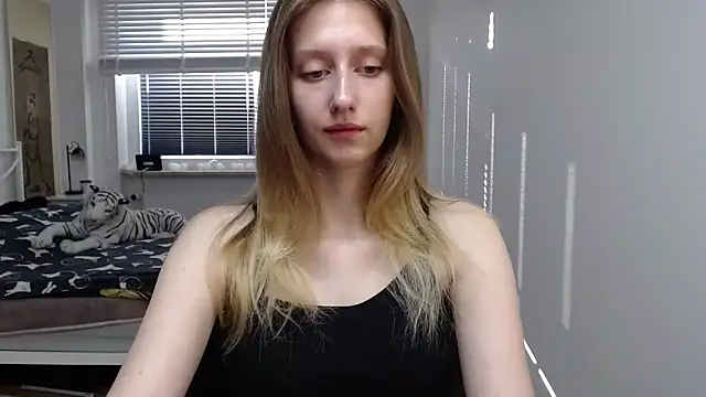 LUNA delight online show from September 10, 2025, 5:29 am