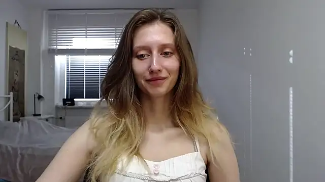 LUNA delight online show from September 19, 2025, 5:42 am