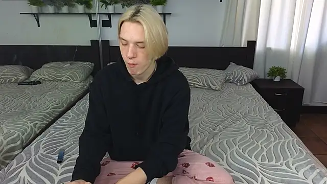 Ron Vils online show from November 15, 2025, 7:16 am