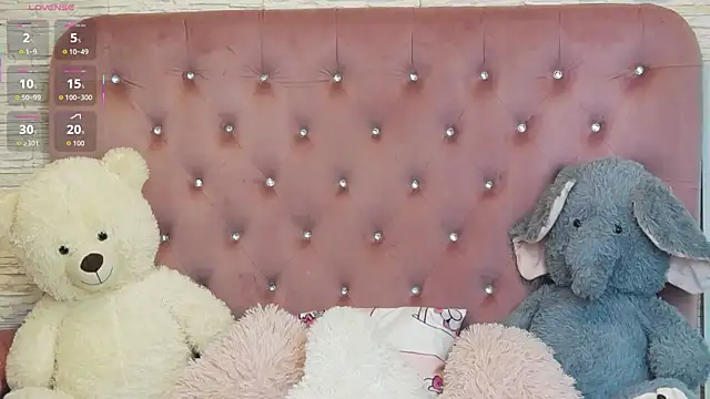 SophiaStarr online show from February 26, 2026, 8:41 pm