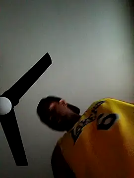 Snapshot of Imthegoattt chatting on February 8, 2025, 11:01 am Imthegoattt online show from February 8, 2025, 11:01 am