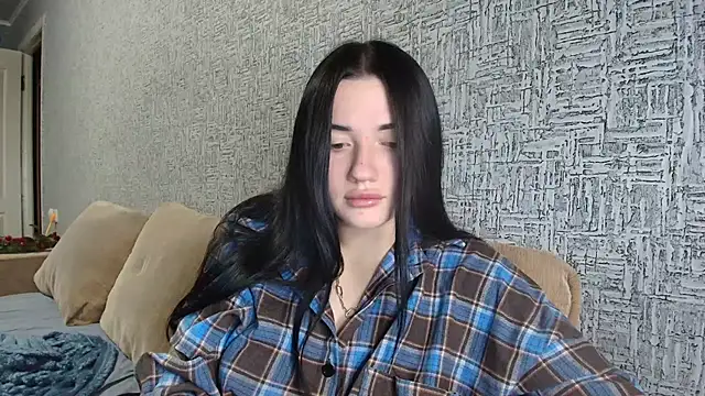 Liana diva online show from January 10, 2026, 6:42 pm