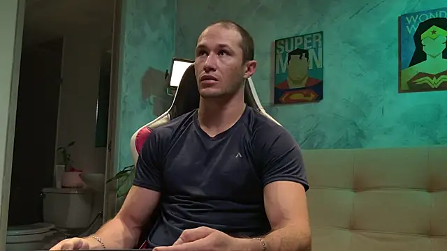 AxelFairchaild online show from January 13, 2026, 1:38 pm