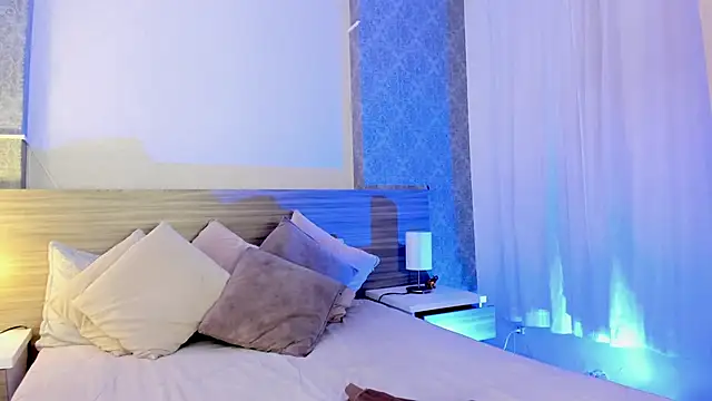 Snapshot of Mistyca chatting on November 4, 2025, 10:36 am Mistyca online show from November 4, 2025, 10:36 am