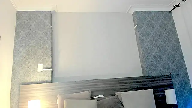 Snapshot of Mistyca chatting on February 14, 2026, 11:07 am Mistyca online show from February 14, 2026, 11:07 am