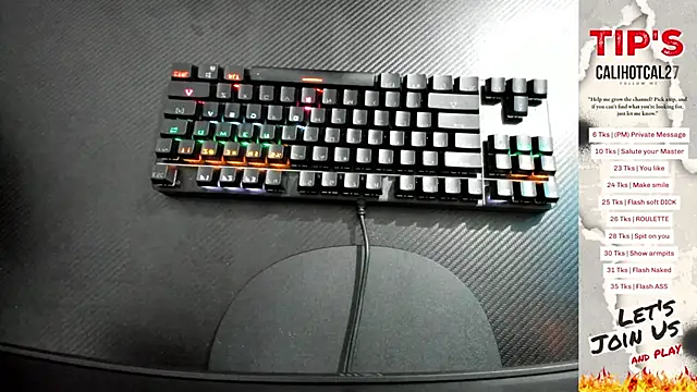 Calihotcaliente277 online show from October 2, 2025, 10:55 am